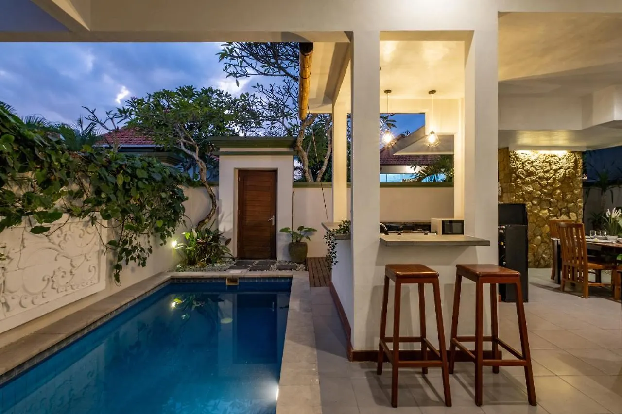 Villa Tukad Alit Seminyak   Seminyak (Bali)